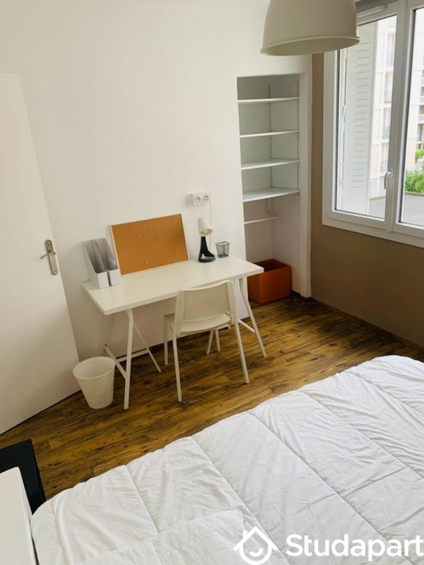 Chambre - 13 m² - 1 pièce
