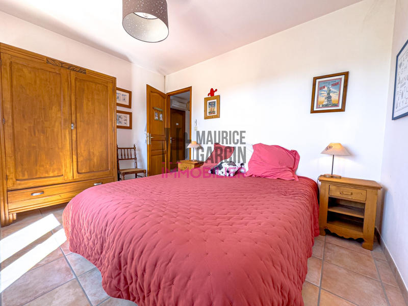 Maison - 200 m² - 8 pièces