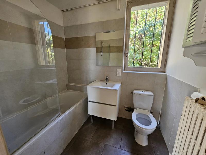 Maison - 152 m² - 9 pièces