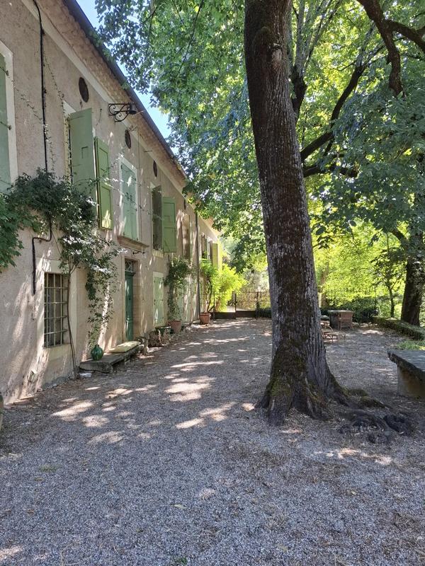 Propriété - 502 m² - 15 pièces