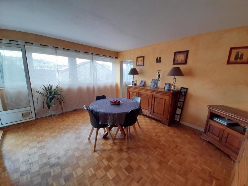 Appartement - 85 m² - 4 pièces