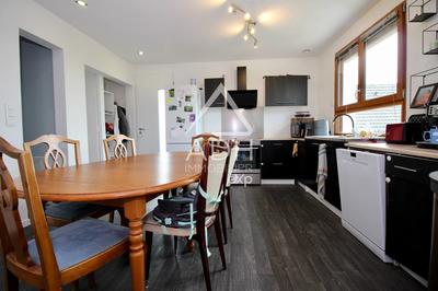 Maison - 118 m² - 6 pièces