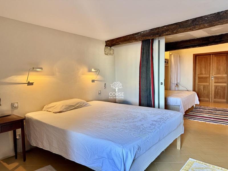 Duplex - 107 m² - 4 pièces