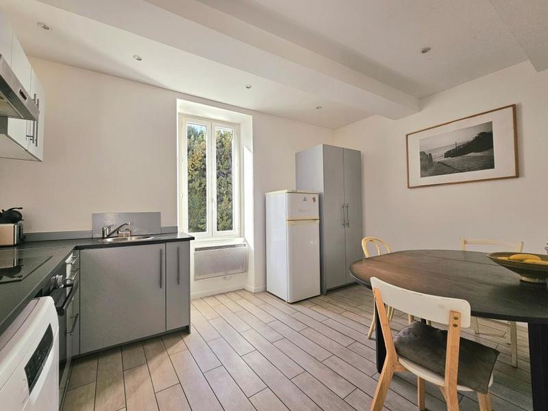 Maison - 85 m² - 5 pièces