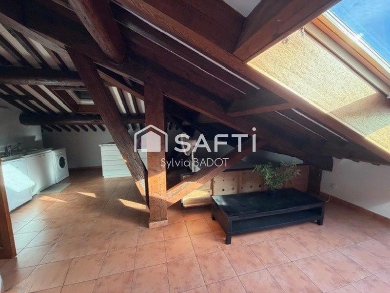 Appartement - 157 m² - 5 pièces