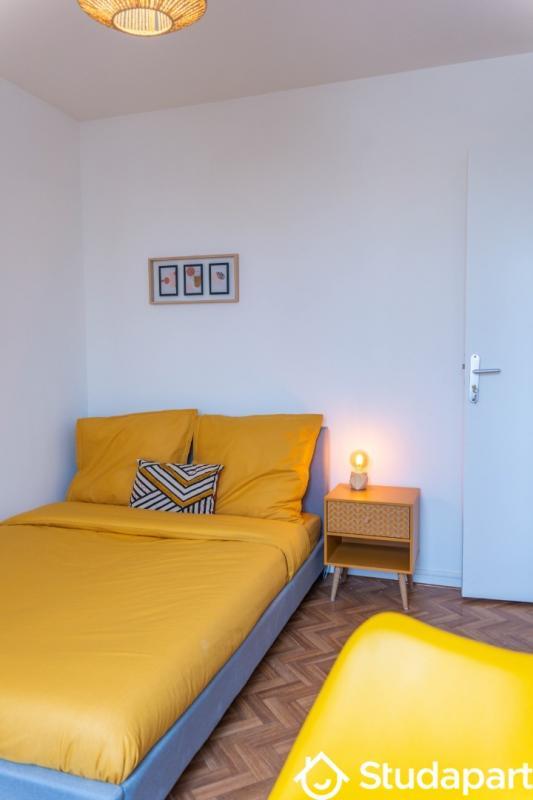 Chambre - 13 m² - 1 pièce