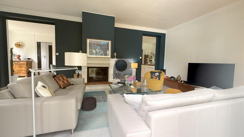 Maison - 174 m² - 9 pièces