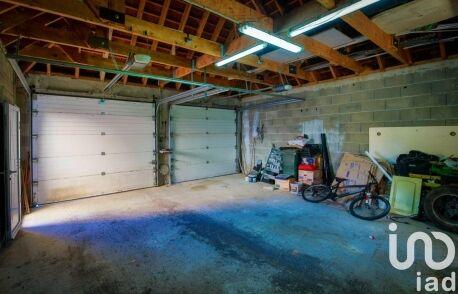 Maison - 250 m² - 7 pièces