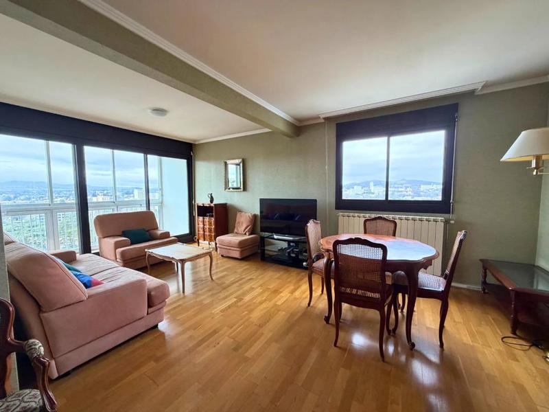 Appartement - 75 m² - 3 pièces