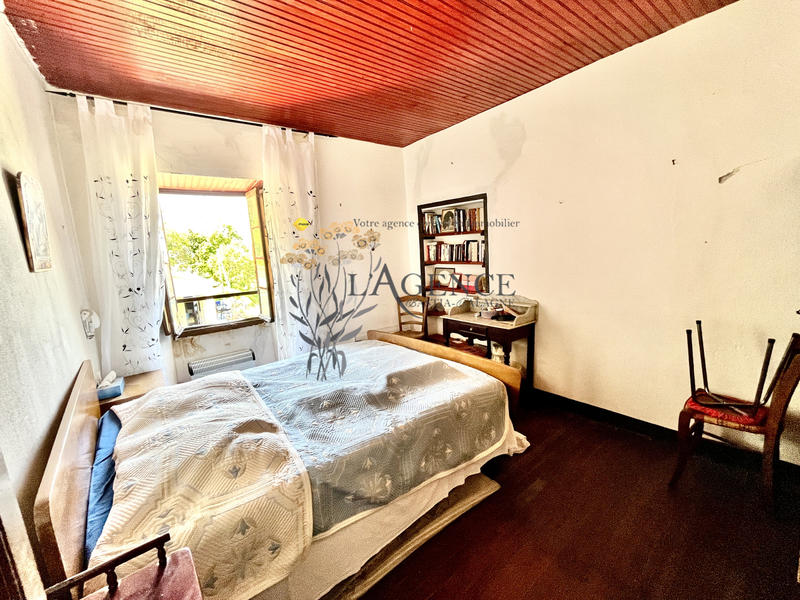 Appartement - 79 m² - 4 pièces