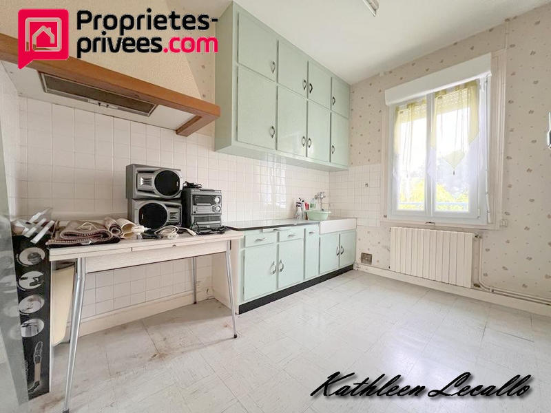 Maison - 165 m² - 9 pièces
