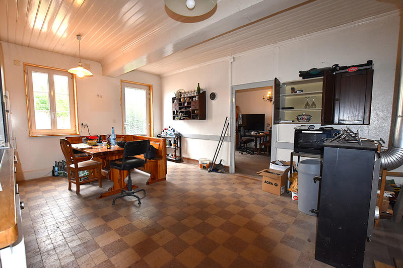 Maison - 168 m² - 8 pièces