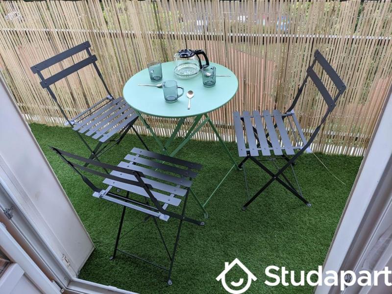 Chambre - 10 m² - 1 pièce