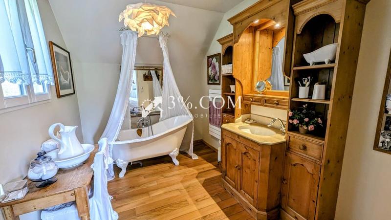 Maison d'architecte - 196 m² - 7 pièces