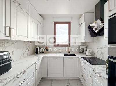 Appartement - 95 m² - 5 pièces