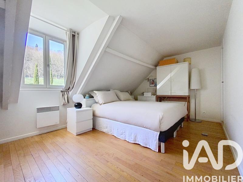 Maison - 179 m² - 8 pièces