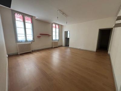 Appartement - 84 m² - 3 pièces