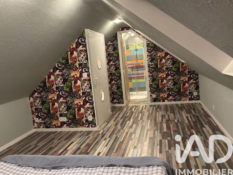 Maison - 133 m² - 10 pièces