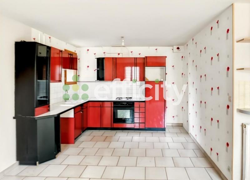 Maison - 176 m² - 9 pièces