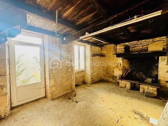 Maison - 98 m² - 6 pièces