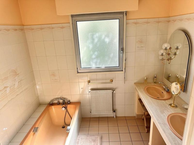 Maison d'architecte - 202 m² - 8 pièces