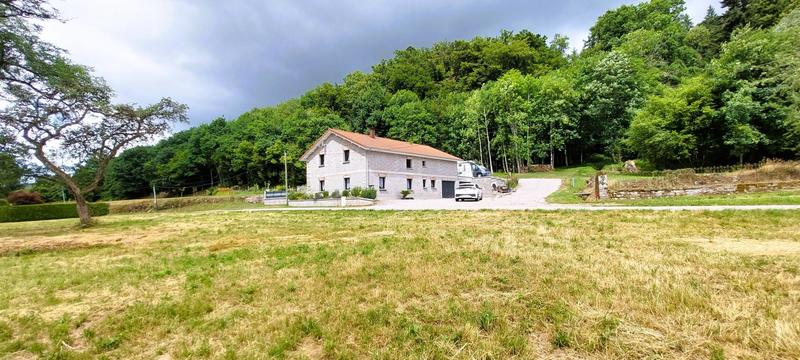 Demeure - 210 m² - 6 pièces