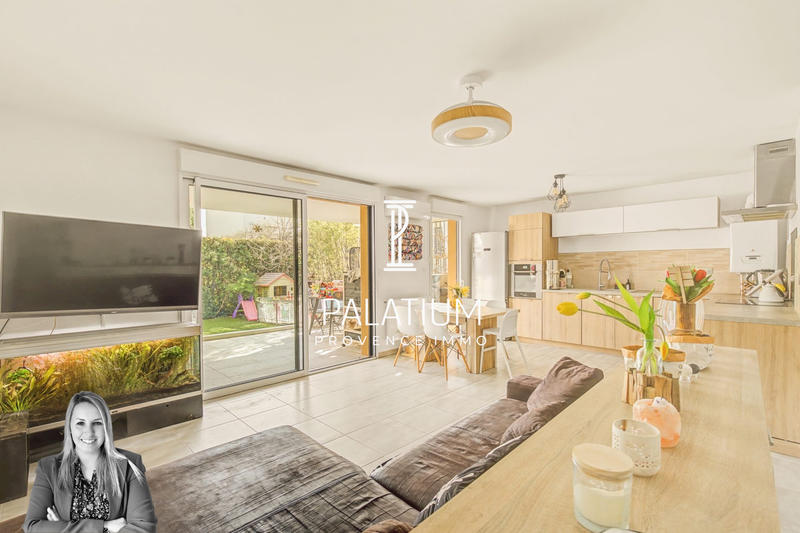 Appartement - 82 m² - 4 pièces