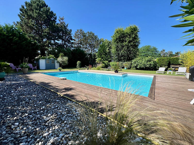 Maison - 143 m² - 6 pièces