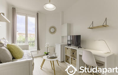 Chambre - 11 m² - 1 pièce