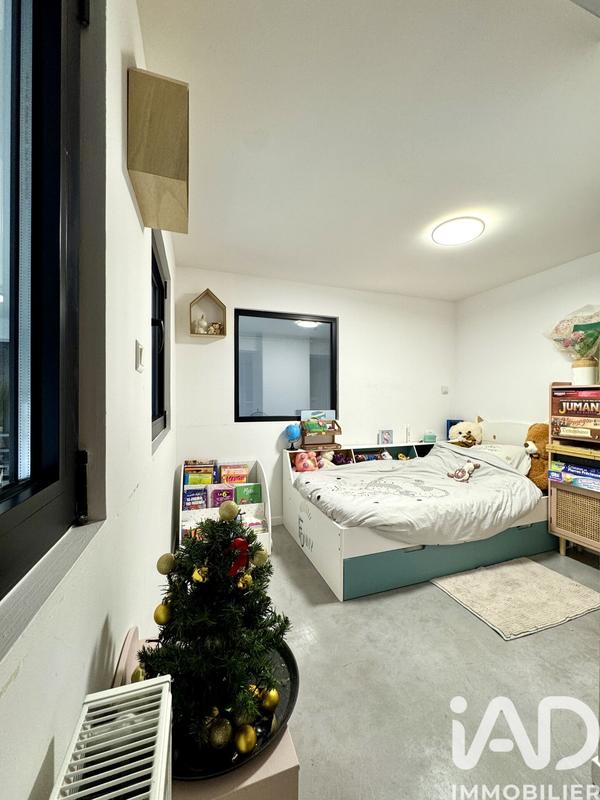 Loft - 185 m² - 5 pièces