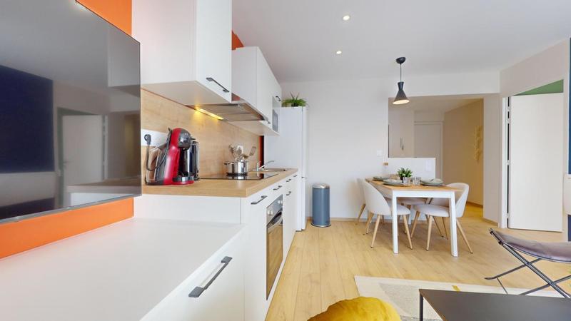 Appartement - 86 m² - 5 pièces