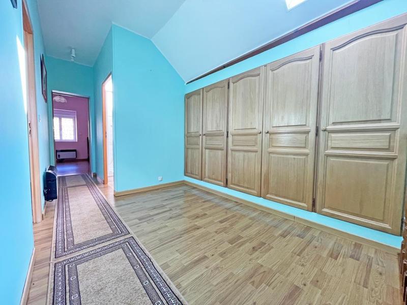 Maison - 205 m² - 4 pièces