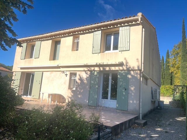 Maison - 140 m² - 6 pièces