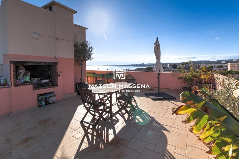 Duplex - 159 m² - 4 pièces