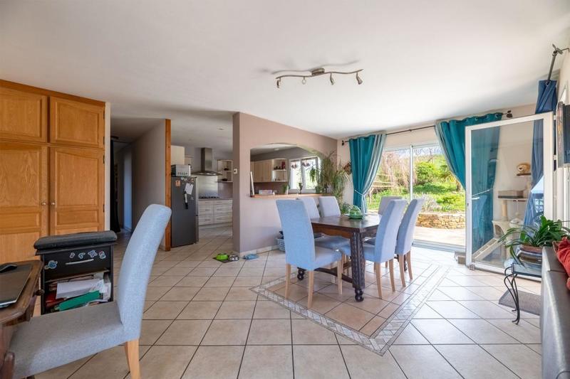 Maison - 170 m² - 7 pièces