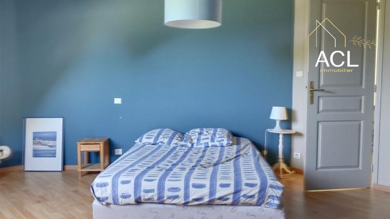 Villa - 250 m² - 8 pièces