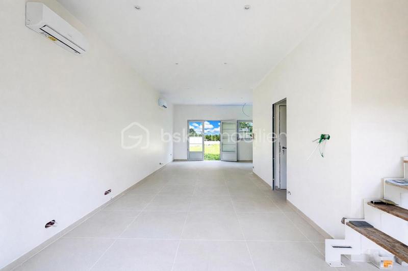 Maison - 88 m² - 4 pièces