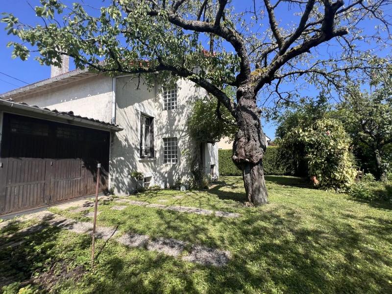 Maison - 96 m² - 5 pièces