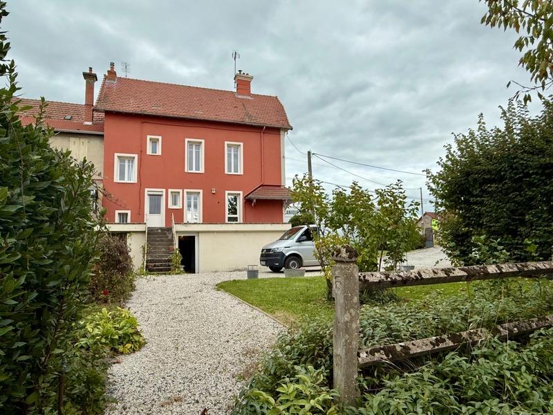 Maison - 144 m² - 6 pièces