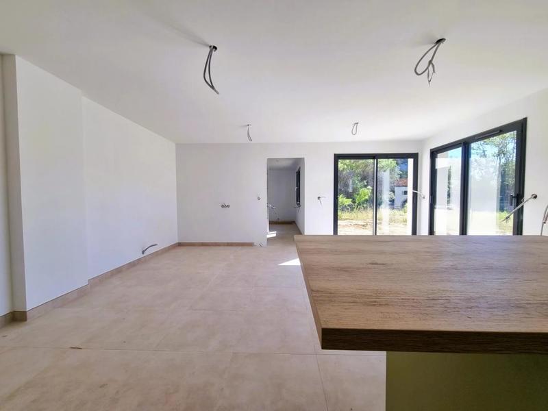 Villa - 97 m² - 5 pièces