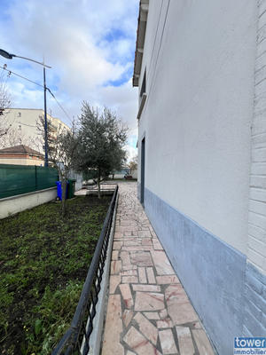 Maison - 199 m² - 10 pièces