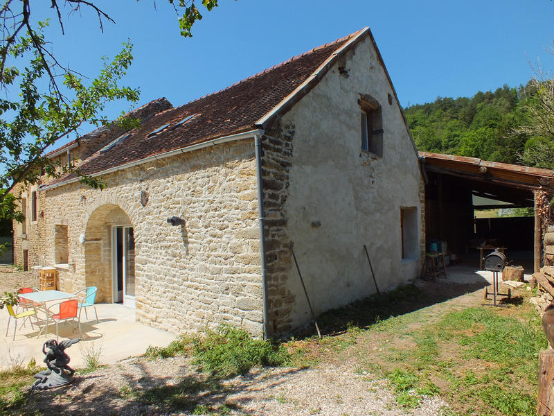 Maison en pierre - 120 m² - 5 pièces