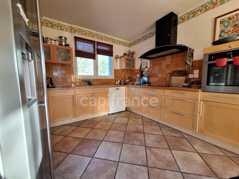 Maison - 192 m² - 7 pièces