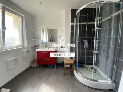 Maison - 88 m² - 5 pièces