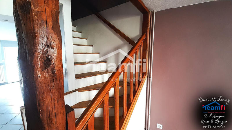 Maison - 96 m² - 8 pièces