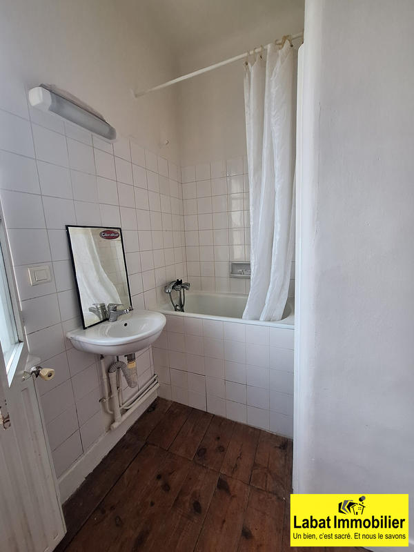 Appartement - 79 m² - 3 pièces