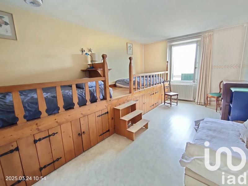 Maison de village - 410 m² - 11 pièces