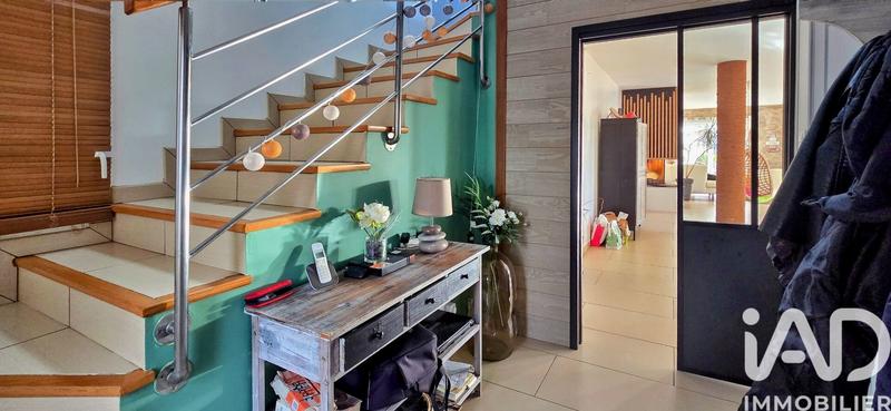 Maison - 255 m² - 6 pièces