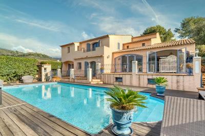 Villa - 193 m² - 5 pièces