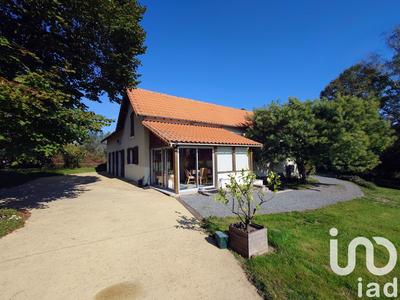 Maison - 105 m² - 4 pièces